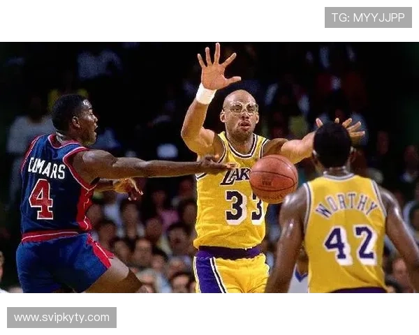 开云体育吧：专业体育数据分析助你精准把握比赛走势与胜负预测